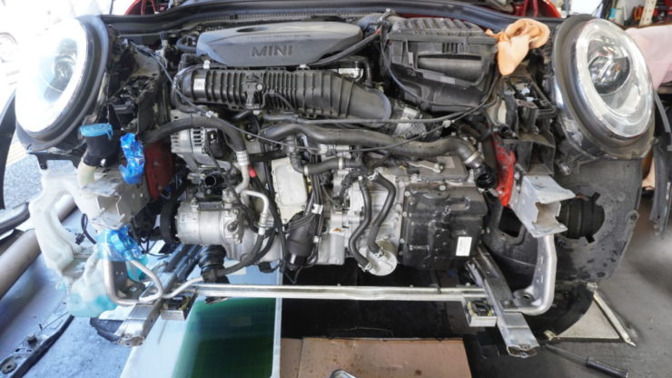 MINI ミニ F54 F55 F56 F57 F60 F系 クーパー S JCW ウォーターポンプ サーモスタットハウジング 水漏れ オーバーヒート 原因