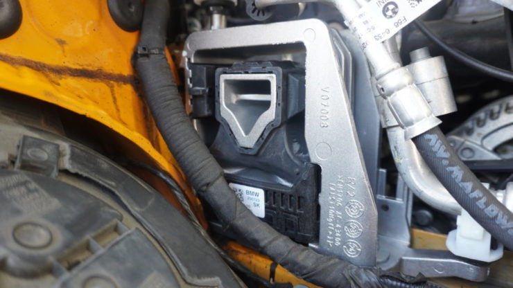 MINI ミニ F54 F55 F56 F57 F60 エンジンマウント 交換 劣化 振動 異音 ペンドラムサポート