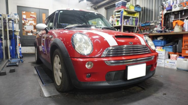 MINI ミニ R52 R53 Vベルト 補機ベルト テンショナー 異音 ガタ 交換