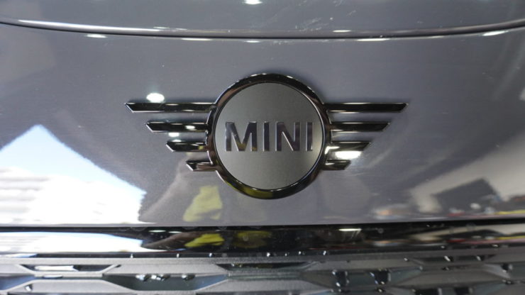 MINI ミニ F54 クラブマン JCW ブラックアウト ドアハンドル エンブレム
