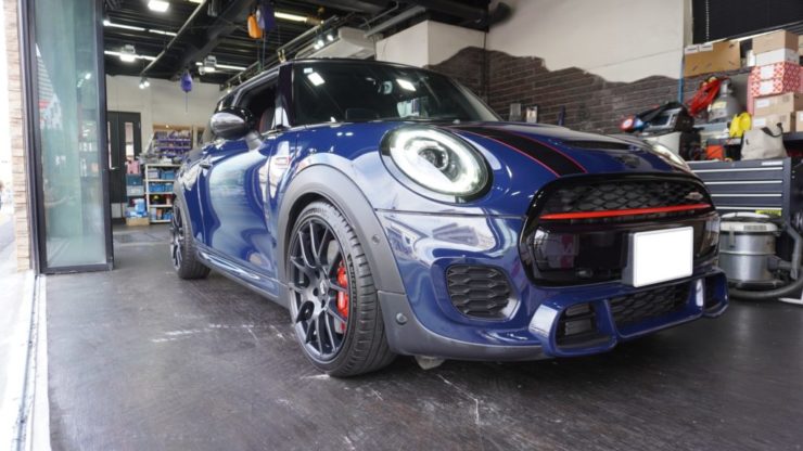 MINI ミニ F54 F55 F56 F57 F60 LCI NEUSPEED RSe12 ニュースピード 社外 アルミ ホイール 交換 取付 ローター 交換 Brembo ブレンボ