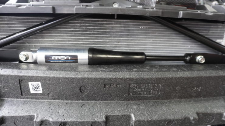 MINI ミニ F55 F56 F57 MCB モーションコントロールビーム 乗り心地 上質 ボディ 剛性 向上 スタビブッシュ 強化 POWERFLEX