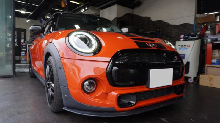 MINI ミニ F54 F55 F56 F57 F60 VARTA バルタ ファルタ AGM バッテリー 純正採用メーカー CCA値