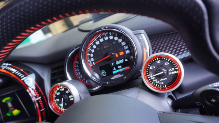 MINI ミニ F54 F55 F56 F57 F60 LCI クーパーS JCW Defi 新モデル RacerGaugeN2 Plus レーサーゲージN2 プラス ブースト計 水温計 Dueil AG メーターポッド 取付