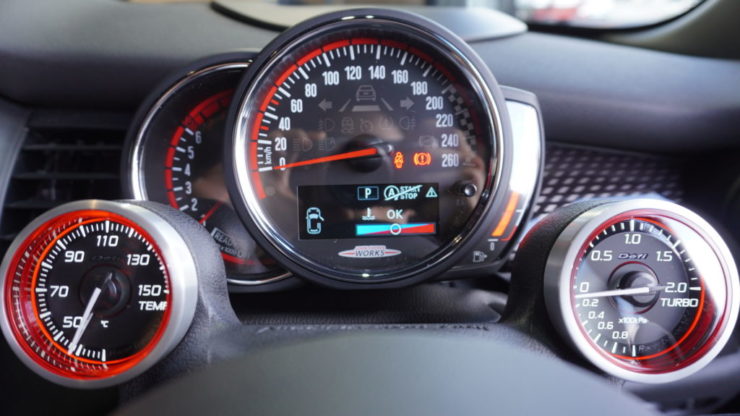 MINI ミニ F54 F55 F56 F57 F60 LCI クーパーS JCW Defi 新モデル RacerGaugeN2 Plus レーサーゲージN2 プラス ブースト計 水温計 Dueil AG メーターポッド 取付