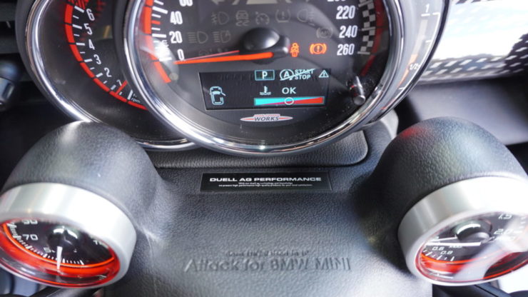 MINI ミニ F54 F55 F56 F57 F60 LCI クーパーS JCW Defi 新モデル RacerGaugeN2 Plus レーサーゲージN2 プラス ブースト計 水温計 Dueil AG メーターポッド 取付