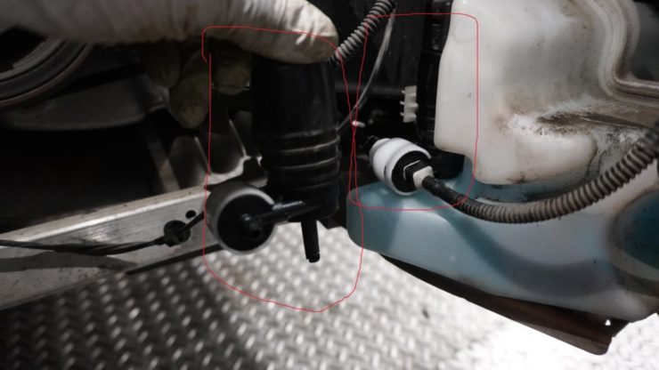 MINI ミニ F54 F55 F56 F57 F60 エンジンマウント 交換 振動 劣化 ウィンドウ ウォッシャー ポンプ 水漏れ