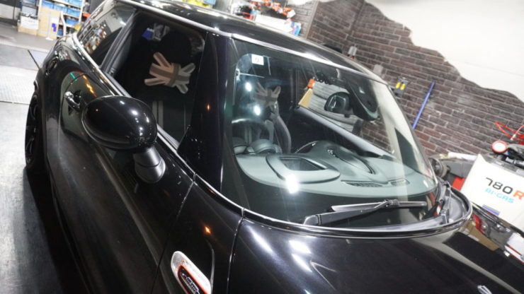 MINI ミニ F55 F56 F57 エンブレム ヘッドライト トリム テールライト フロントグリル フレーム インナー フューエルリッド ドアハンドル ウェストラインフィニッシャー ブラックアウト