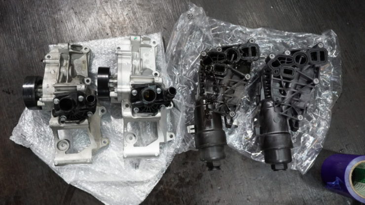 MINI ミニ F54 F55 F56 F57 F60 サーモスタットハウジング サーモキャリア ジェネレーターキャリア クーラント 水漏れ オーバーヒート 修理オイルフィルターハウジング オイル漏れ 冷却水漏れ クーラント漏れ 交換