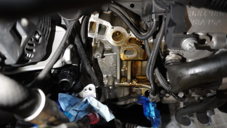 MINI ミニ F54 F55 F56 F57 F60 クーラント 水漏れ オーバーヒート 修理 オイルフィルターハウジング  オイル漏れ 冷却水漏れ クーラント漏れ 交換