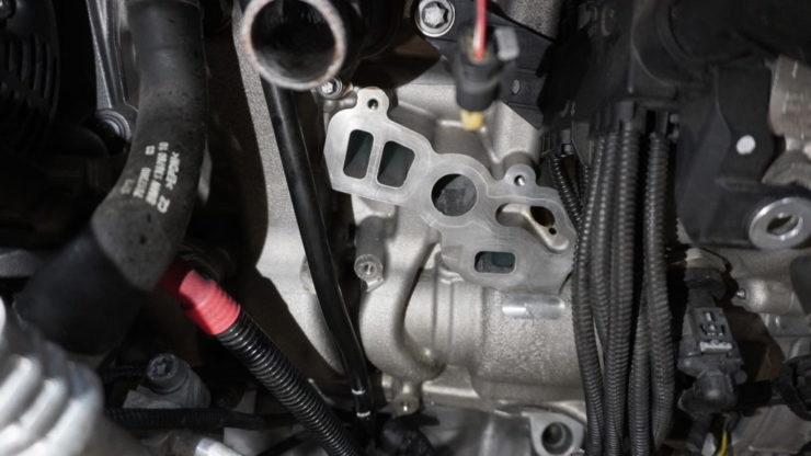 MINI ミニ F54 F55 F56 F57 F60 JCW クーパー S クーラント 水漏れ オーバーヒート 修理 オイルフィルターハウジング オイル漏れ 冷却水漏れ クーラント漏れ 交換
