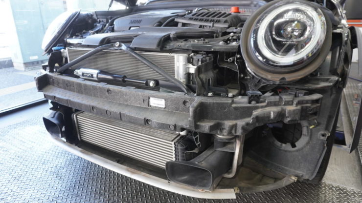 MINI ミニ F55 F56 F57 MCB モーションコントロールビーム 乗り心地 上質 ボディ 剛性 向上 ACシュニッツァー フロント リップスポイラー エアロ 取付