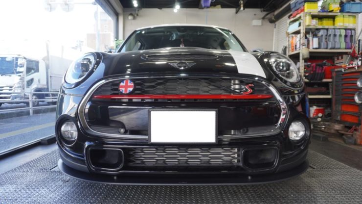 MINI ミニ F55 F56 F57 MCB モーションコントロールビーム 乗り心地 上質 ボディ 剛性 向上 ACシュニッツァー フロント リップスポイラー エアロ 取付