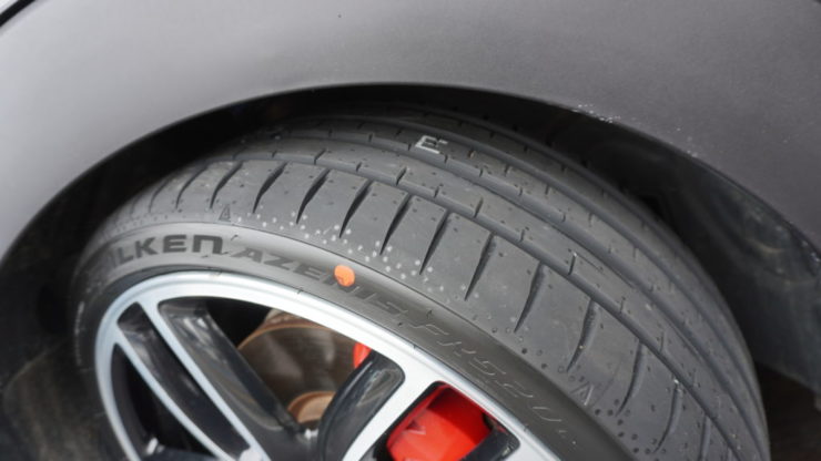 MINI ミニ F54 JCW クラブマン タイヤ 交換 FALKEN ファルケン AZENIS アゼニス FK520L 高速操縦安定性能 ウエット性能