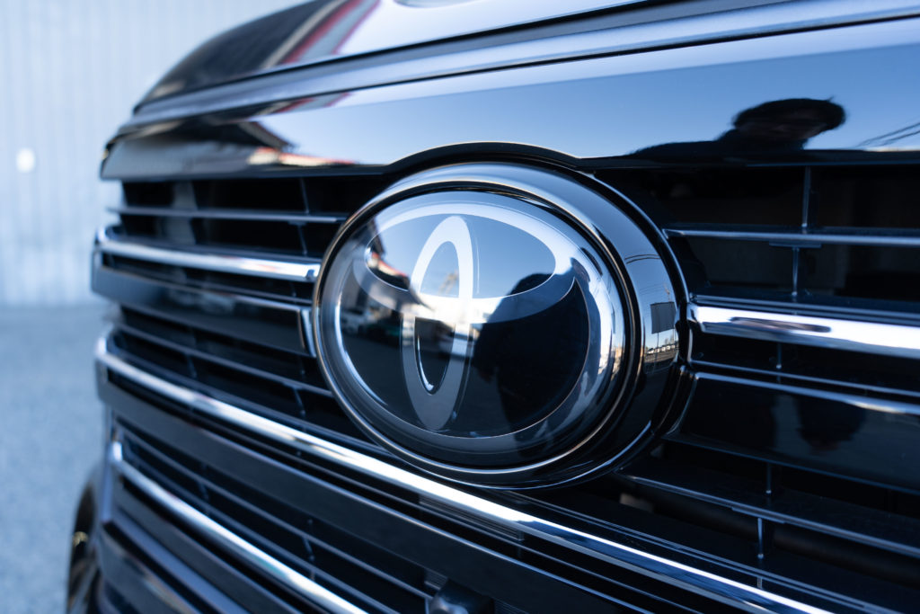 toyota、トヨタ、ランドクルーザー、ランクル、ランクル300、ランクル200、ボンドボディ、bondbody、カスタムパーツ、カスタムペイント、custom、paint、スモークフィルム、PPF、XPEL、ブラックアウト、テールスモーク、WALD、リアスポイラー
