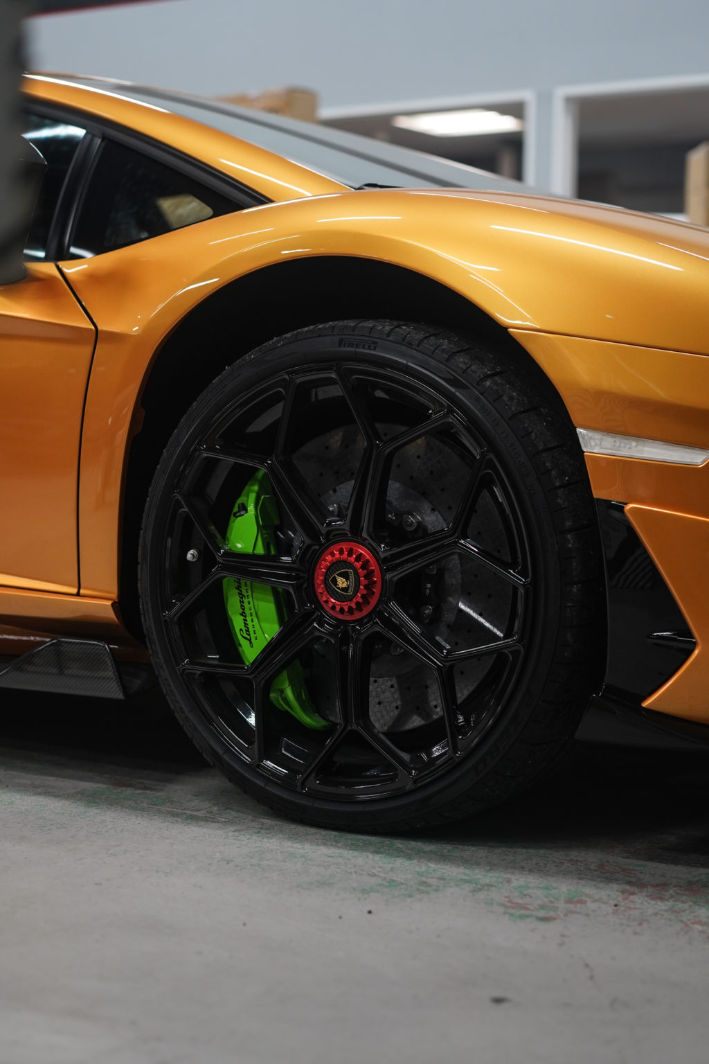 BondBody AK Forged ローダウン カスタム Lamborghini Aventador SVJ
ランボルギーニ アヴェンタドール