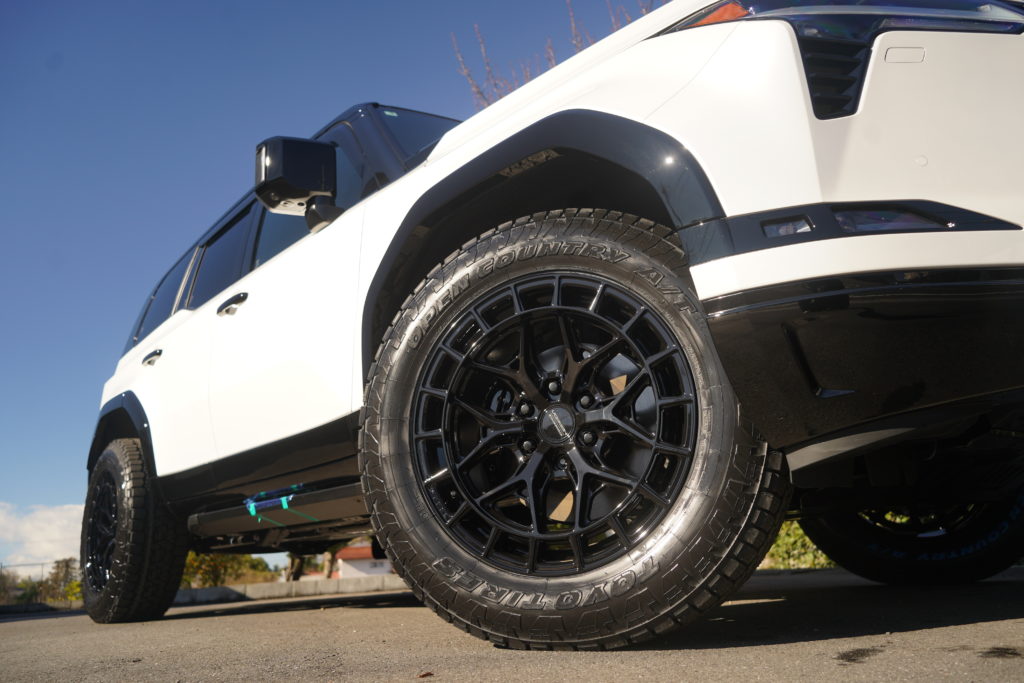 Bond ボンド ボンドボディ LEXUS GX550 ハーフラッピング 腰下ブラックアウト VOSSEN HFX-1 TOYO