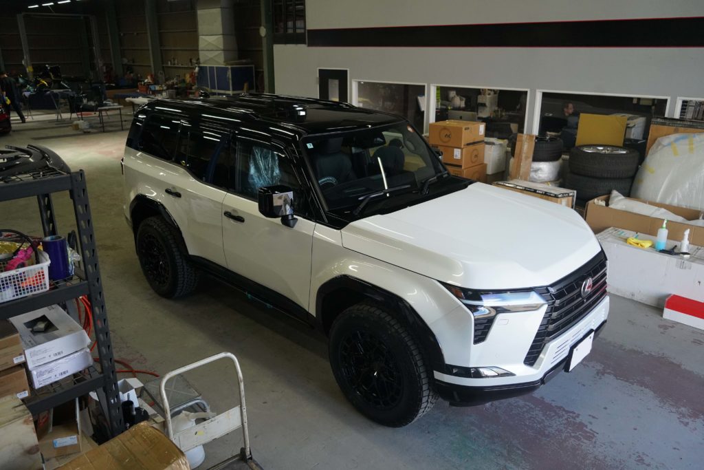 Bond ボンド ボンドボディ LEXUS GX550 ハーフラッピング 腰下ブラックアウト VOSSEN HFX-1 TOYO
