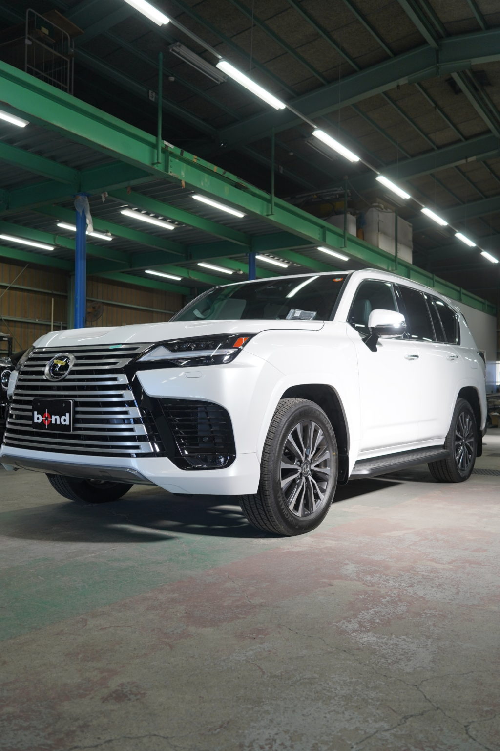 レクサス LX600 WALD LEXUS エアロ オーバーフェンダー カスタム ブラックアウト