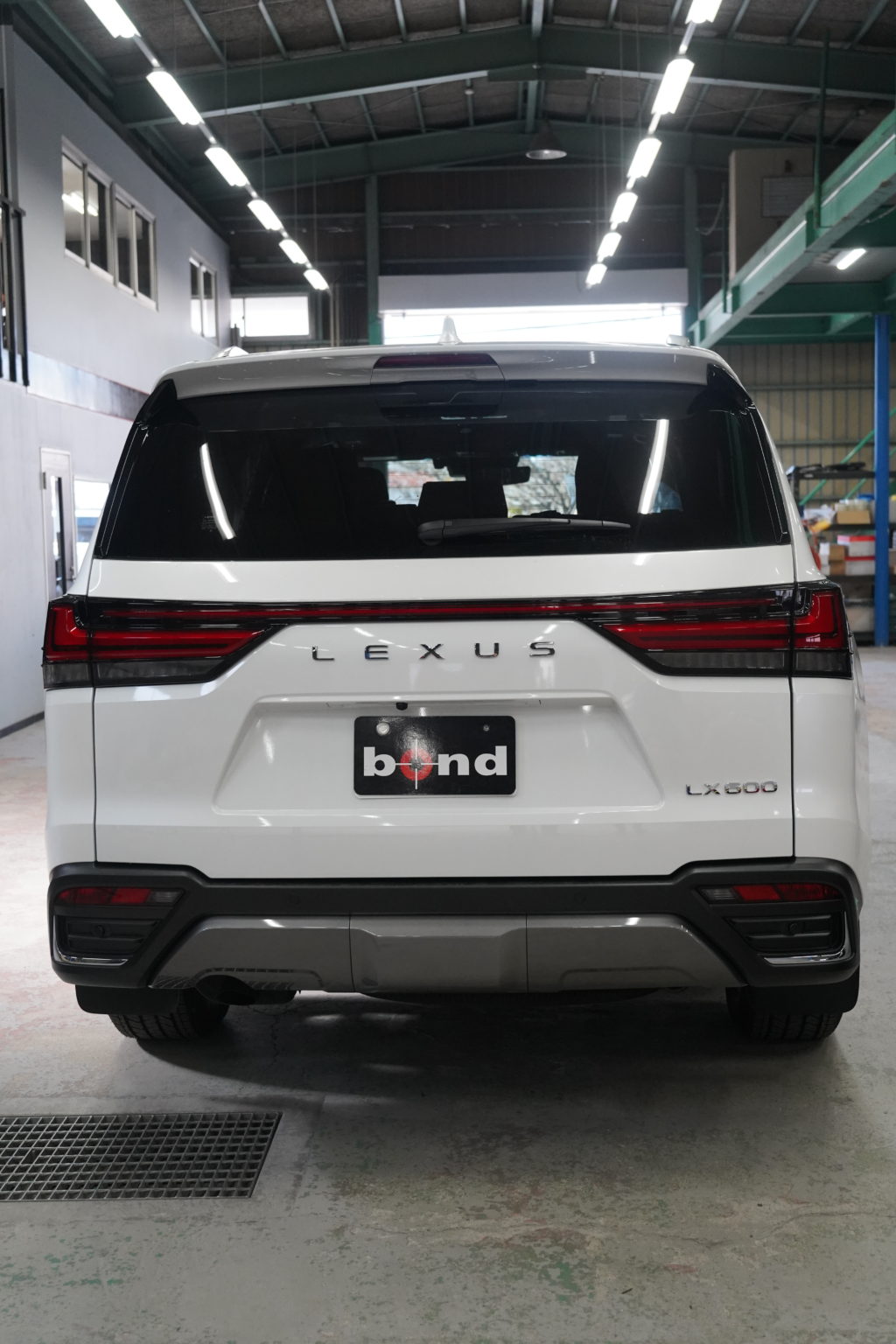 レクサス LX600 WALD LEXUS エアロ オーバーフェンダー カスタム ブラックアウト