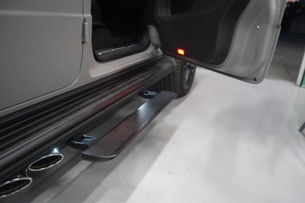 W465 G63 MercedesBenz ゲレンデ Gクラス ブラッシュガード フロントナンバーベース 電動サイドステップ