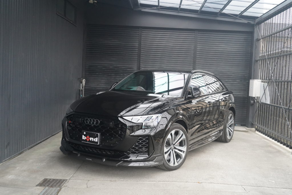 Audi　RSQ8　Urban　Automotive