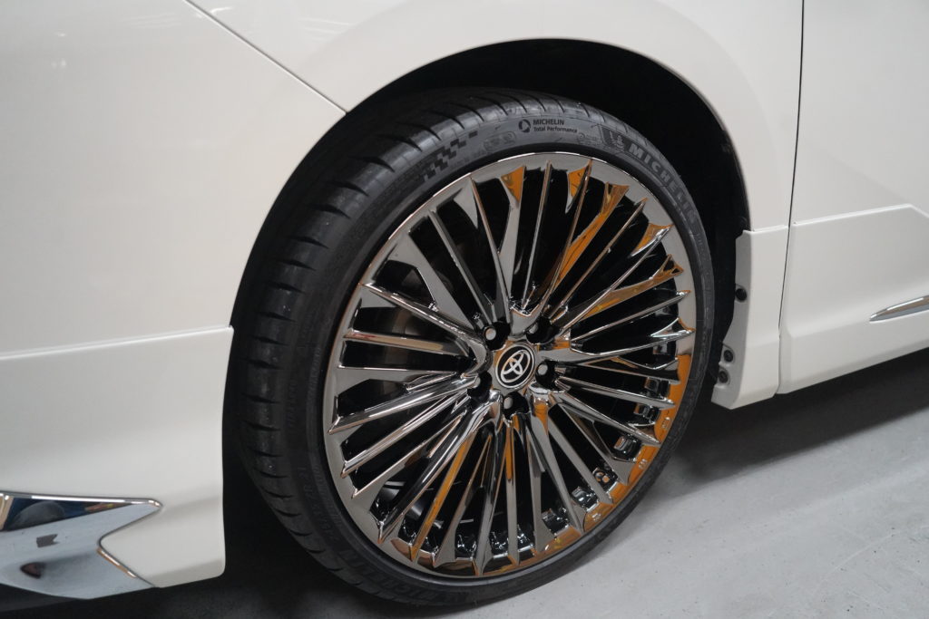 bondbody WALD アルファード ZAERO M4