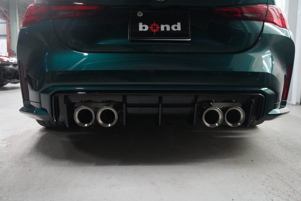 bondbody WALD アルファード ZAERO M4