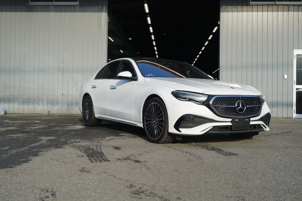 Mercedes-Benz W E350e キャリパーペイント AMGロゴ