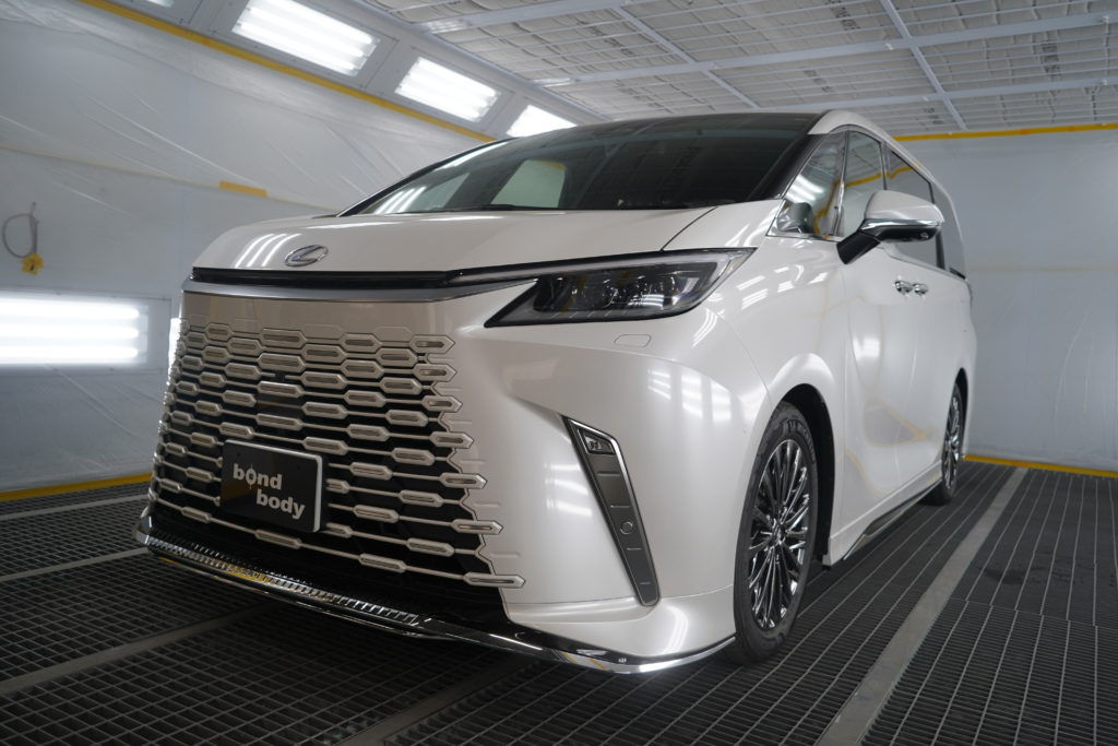 bondbody ボンドボディ LEXUS LM カスタム キャリパーペイント ラッピング シボ取り 埼玉県志木市
