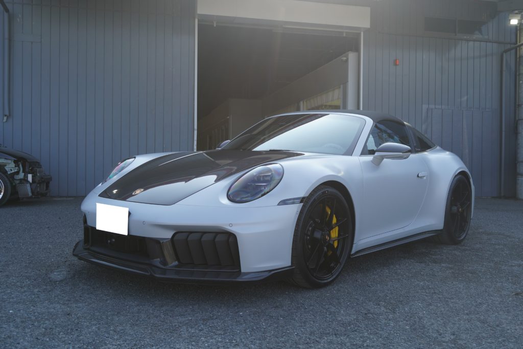 PORSCHE 911Targa4GTS TECHART