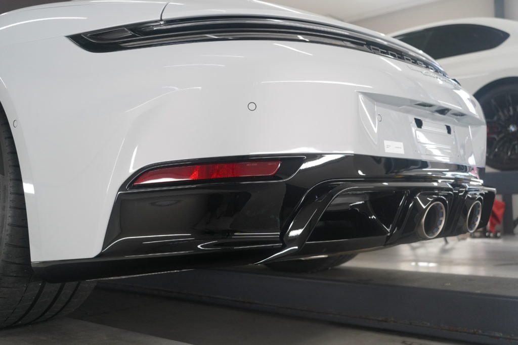bond ボンドボディ PORSCHE カレラ 911 GTS カスタムペイント シボ取り グロスブラック
