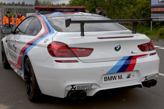 bmw-m6-akrapovic.jpg bmw-m6-akrapovic.jpg