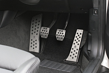 pro_interior_pedal_title.jpg
