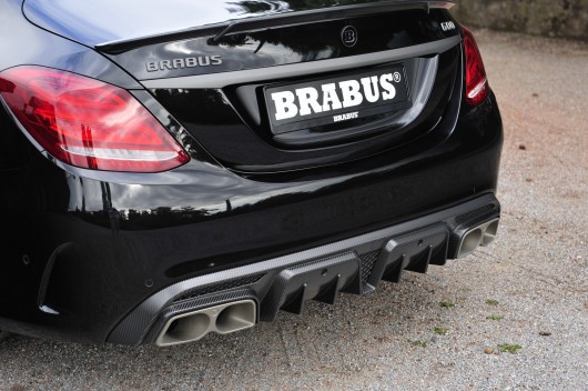 brabus-makes-the-2016-mercedes-amg-c63-s-even-more-interesting-with-600hp-heads-to-iaas_12.jpg