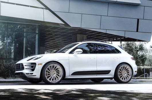 BCMacan1.jpg