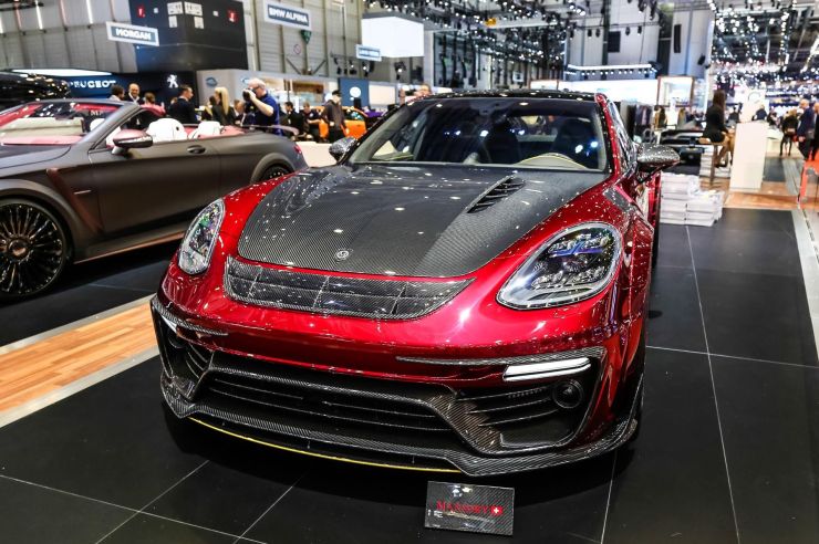 Mansory-Porsche-Panamera-at-Geneva-2017-02.jpg