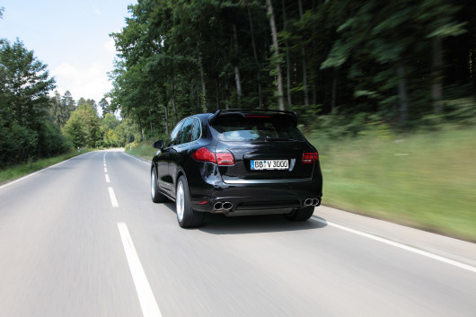 TECHART_Aerodynamic_Kit_for_the_Porsche_Cayenne_Diesel_-_driven_3.jpg