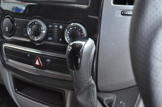 066.JPG
