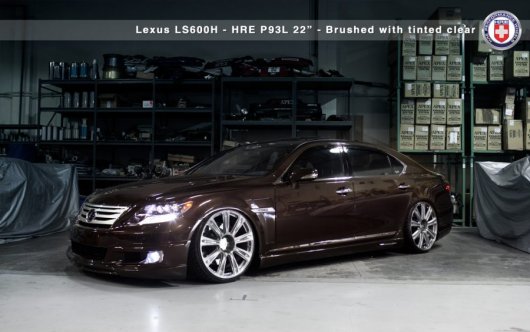 Lexus-LS600H-P93L-22-Brushed-Tint-c_w900.jpg