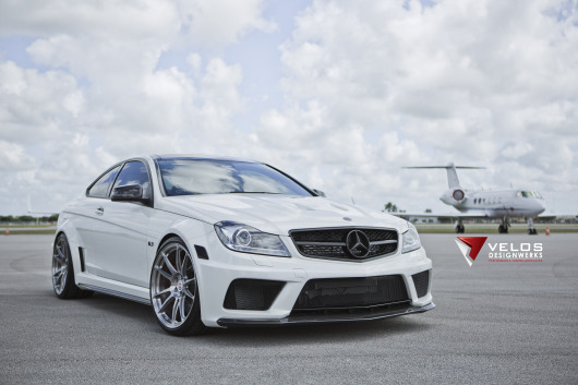velos-designwerks-mercedes-benz-c63-black-series-01.jpg