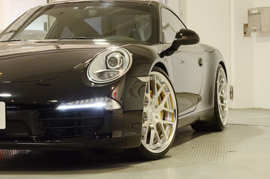 991