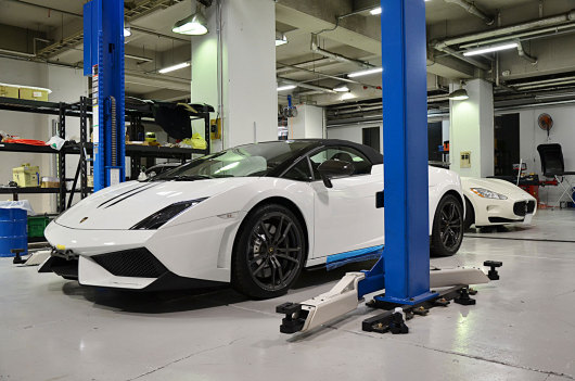 LP570-4