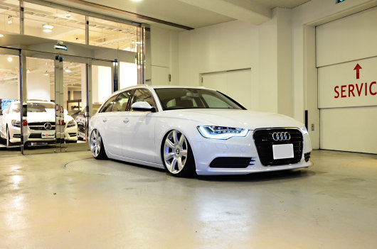 アウディー A6 アウディー A6