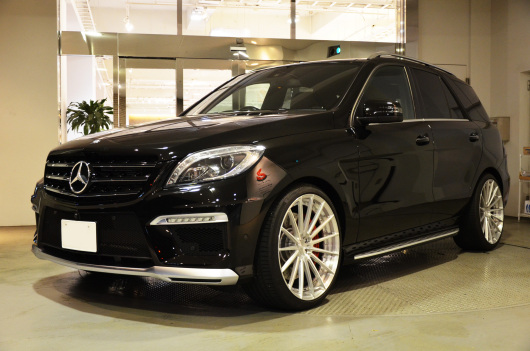 W166