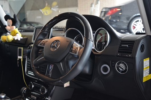 G-Class ステアリング