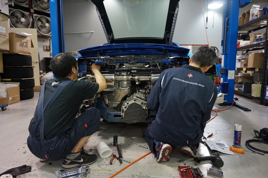 輸入車　パーツ
