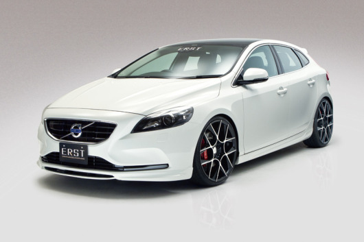 VOLVO V40 パーツ