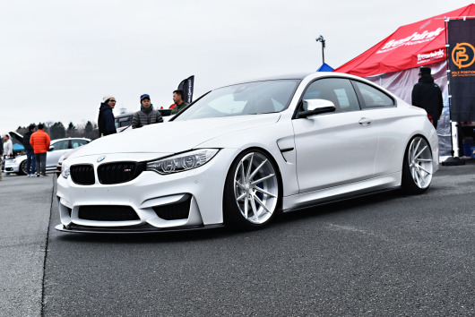 M4　ホイール　マフラー　