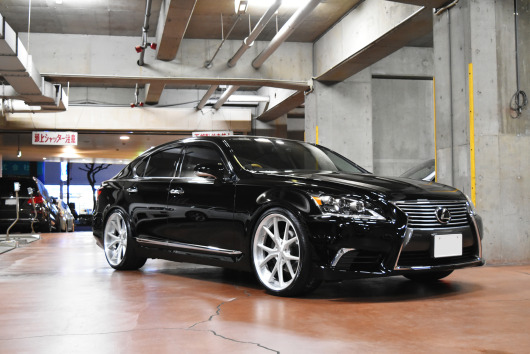 LS460